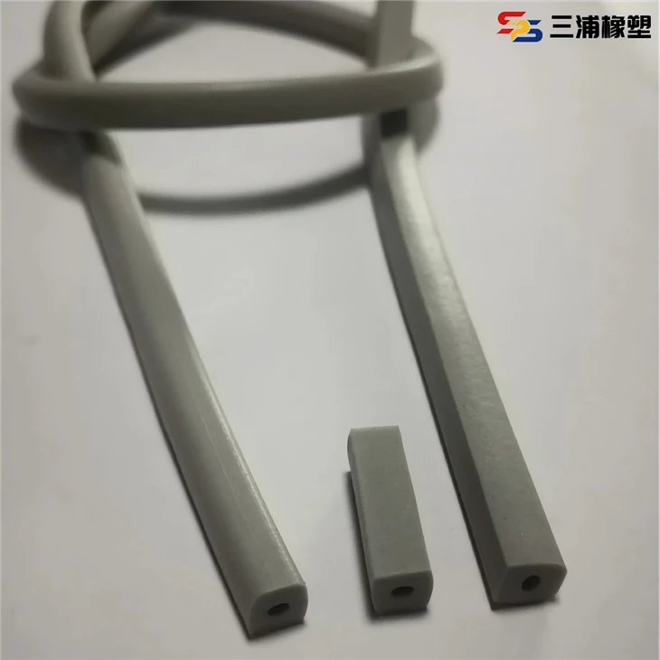 Silikon Svampur Gummi Extrussiónir